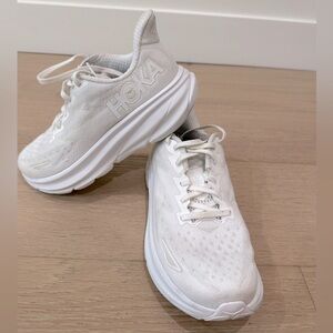 Hoka Clifton 9 Running Shoe